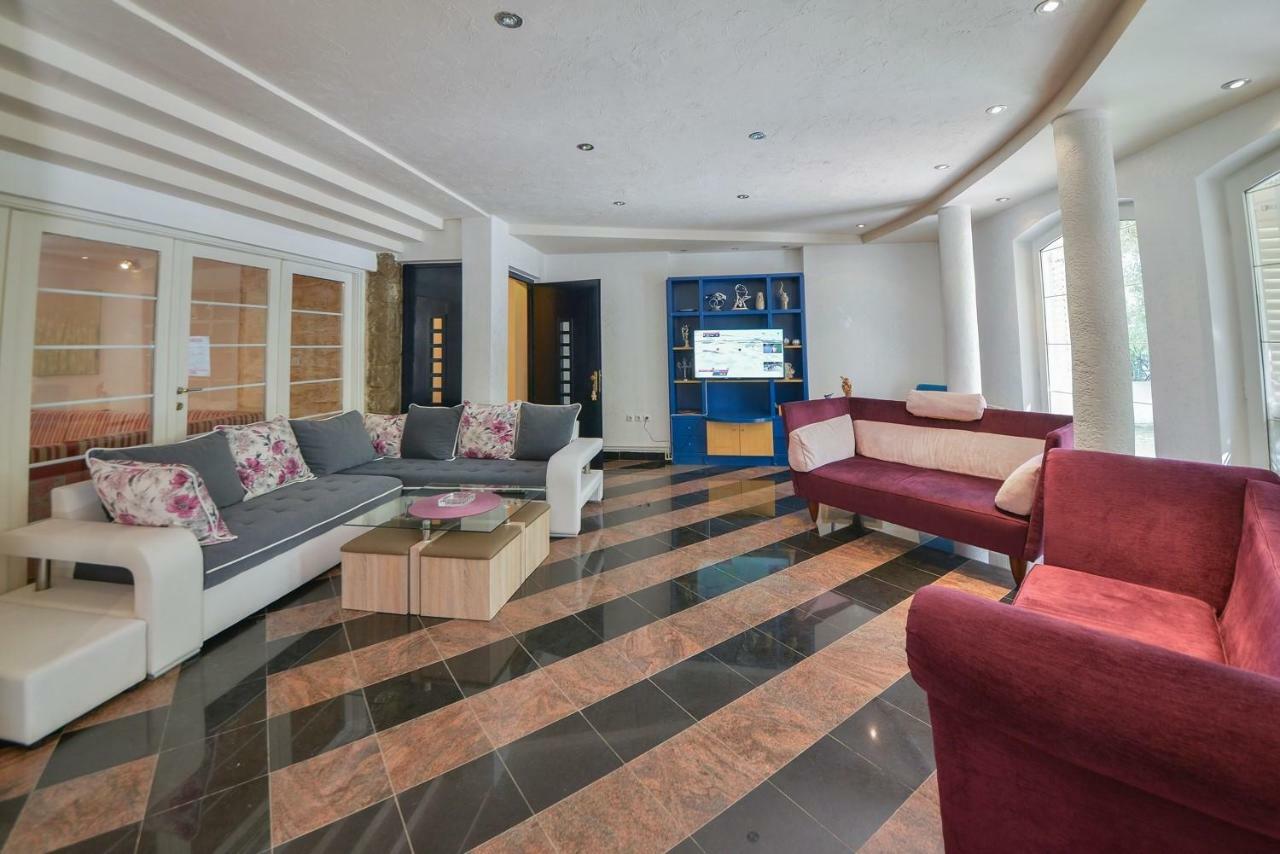بودفا Villa Montenegro المظهر الخارجي الصورة