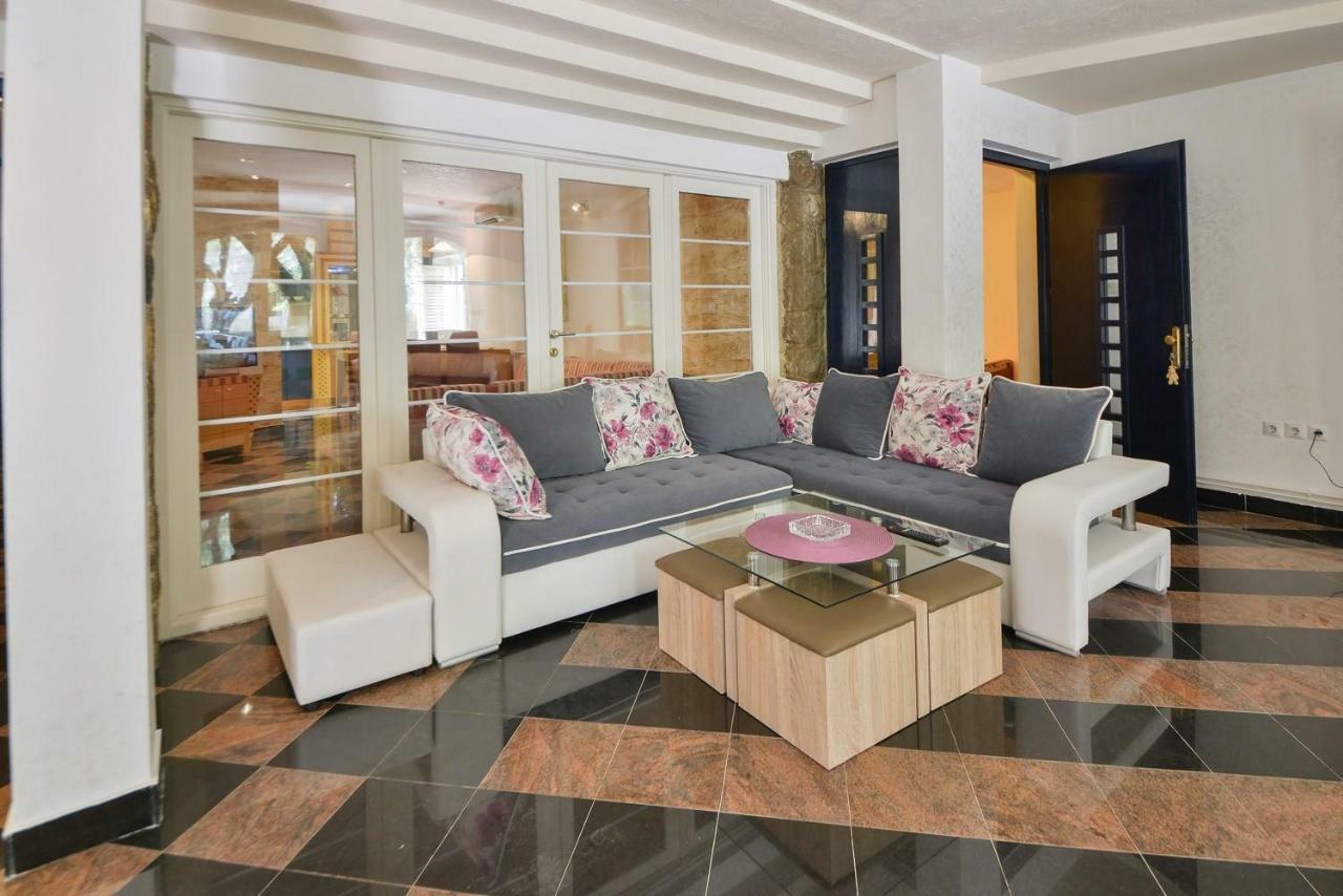 بودفا Villa Montenegro المظهر الخارجي الصورة